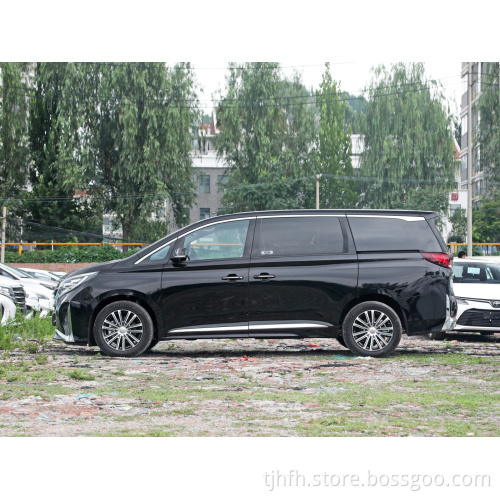 Hot Sale Chinese Car Trumpchi 2023 M8 Lingxiu Series 2.0T L4 Gasoline MPV 7 Seat Car